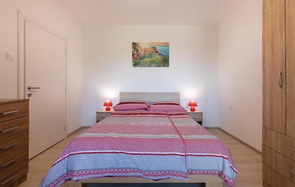 Popovic Apartment พูลา ภายนอก รูปภาพ