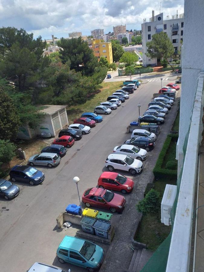 Popovic Apartment พูลา ภายนอก รูปภาพ